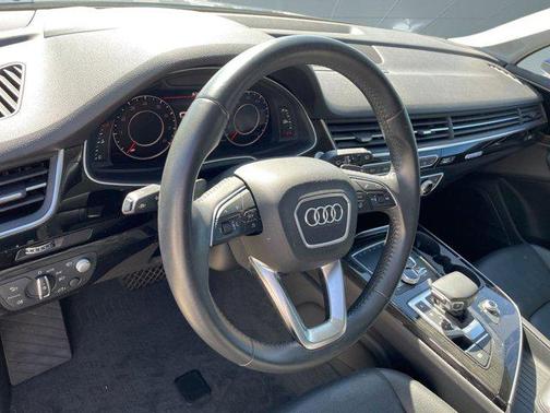 2019 Audi Q7 55 Prestige