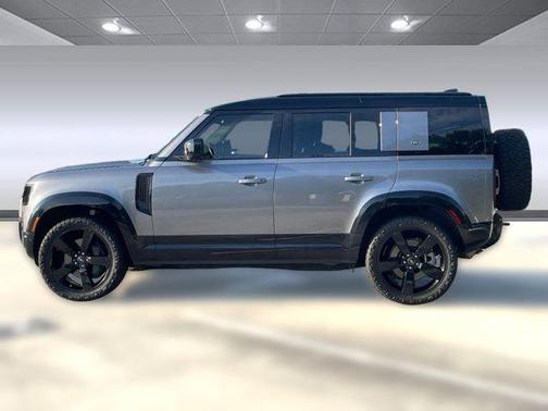 2023 Land Rover Defender 110 X-Dynamic SE