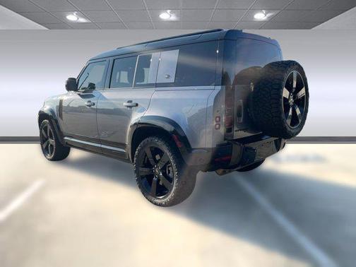 2023 Land Rover Defender 110 X-Dynamic SE