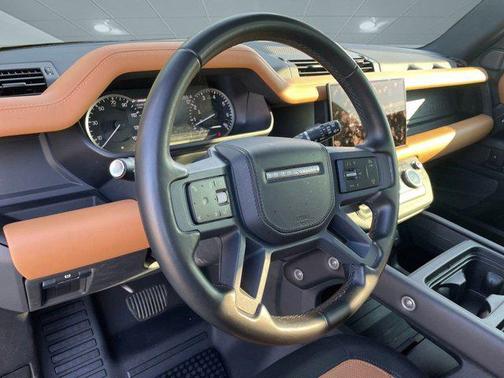 2023 Land Rover Defender 110 X-Dynamic SE