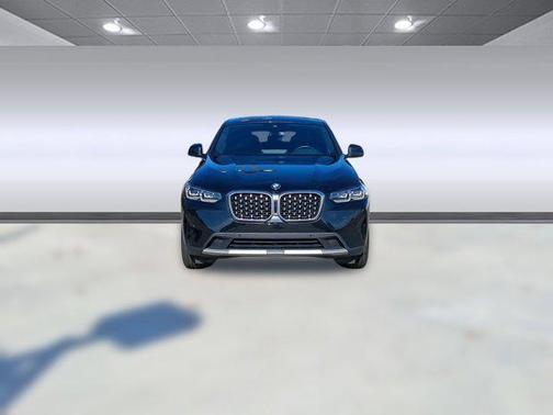 2023 BMW X4 xDrive30i