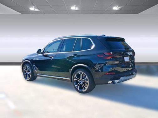 2026 BMW X5 PHEV xDrive50e