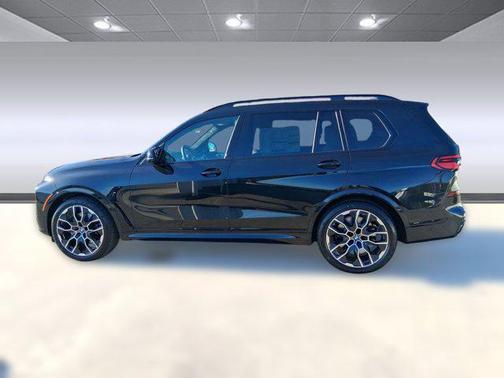 2026 BMW X7 M60i