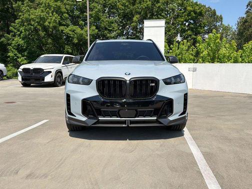 Brooklyn Grey Metallic 2026 BMW X5 M60i