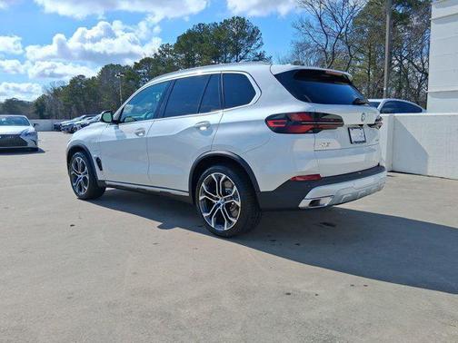 2026 BMW X5 PHEV xDrive50e