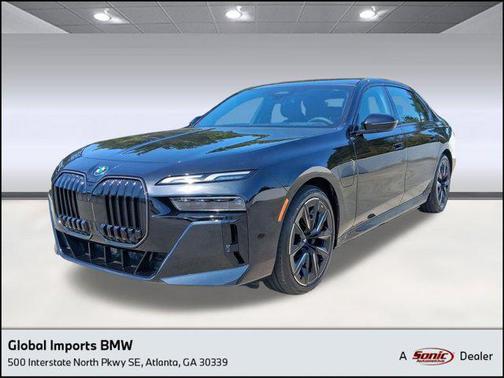 2026 BMW 750e i xDrive