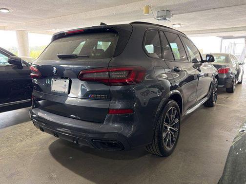Arctic Grey Metallic 2022 BMW X5 M50i