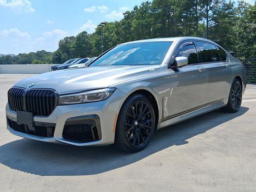 2021 BMW 750 i xDrive