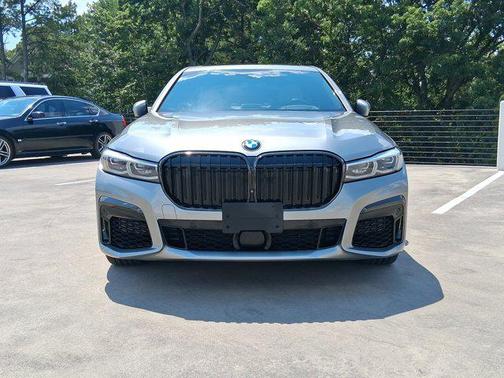 2021 BMW 750 i xDrive