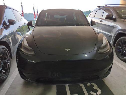 2024 Tesla Model Y Long Range Dual Motor All-Wheel Drive