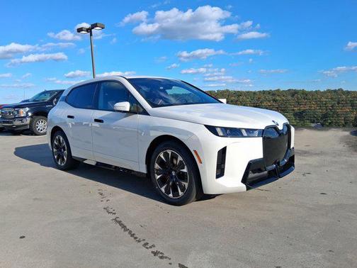 2026 BMW iX xDrive45