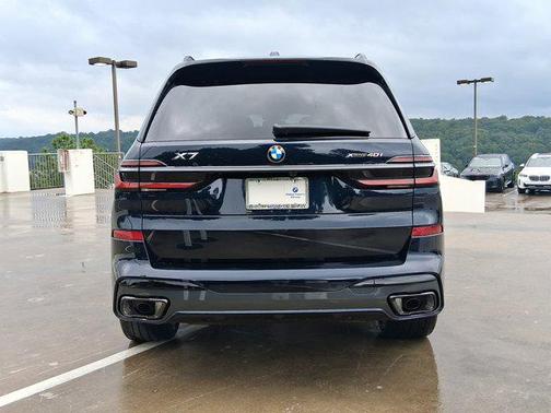 2026 BMW X7 xDrive40i