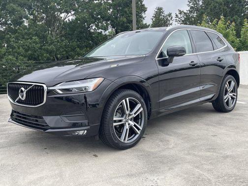 2021 Volvo XC60 T5 Momentum