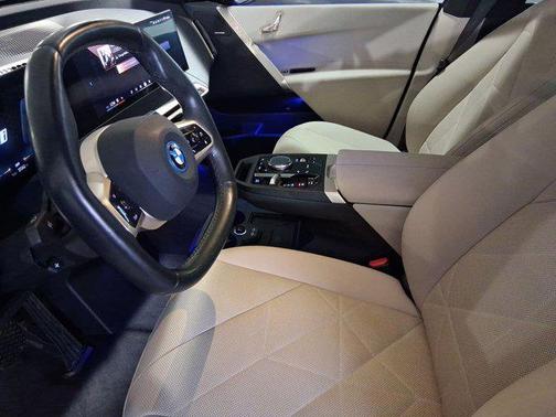 2024 BMW iX xDrive50