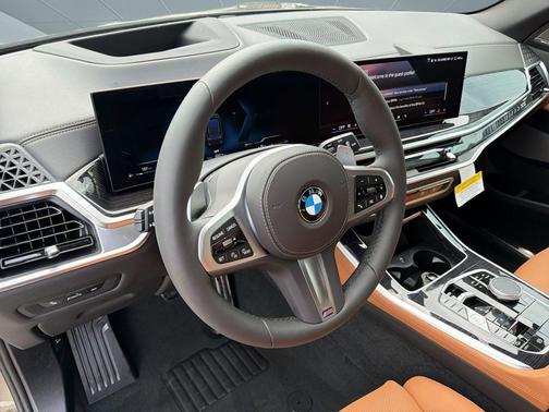 Manhattan Green Metallic 2026 BMW X5 xDrive40i