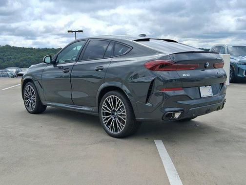 2026 BMW X6 xDrive40i