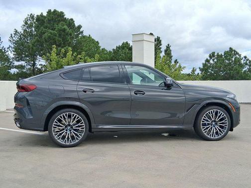2026 BMW X6 xDrive40i