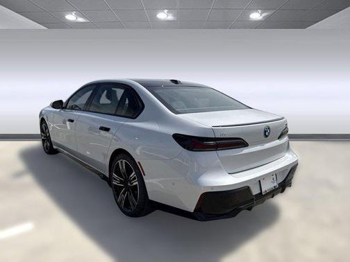 2025 BMW i7 xDrive60
