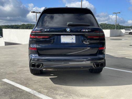 2026 BMW X7 M60i