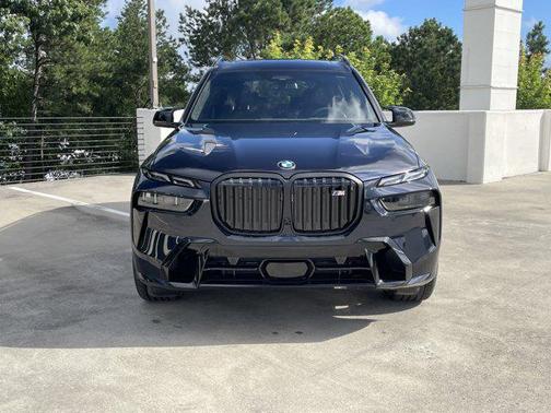 2026 BMW X7 M60i