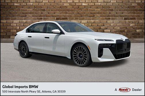 2025 BMW 740 i