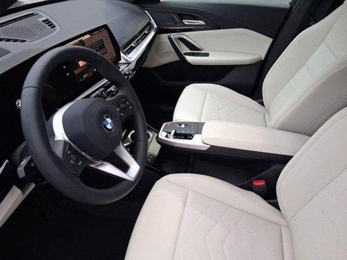 Jet Black 2026 BMW X1 xDrive28i