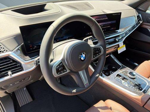 Manhattan Green Metallic 2026 BMW X5 xDrive40i
