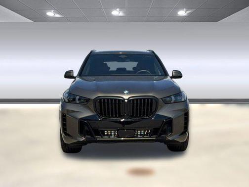 Manhattan Green Metallic 2026 BMW X5 xDrive40i