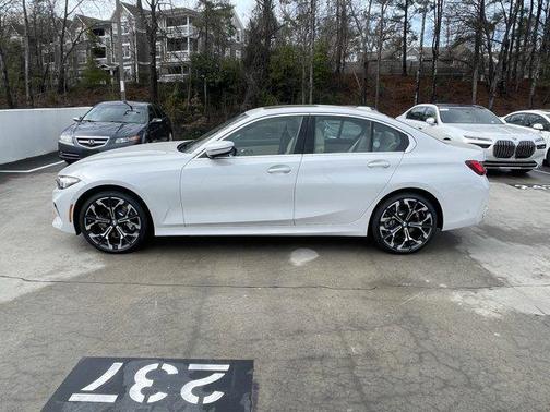 2025 BMW 330 i