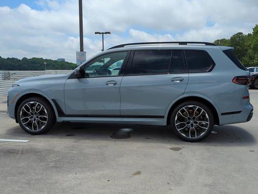 2026 BMW X7 M60i