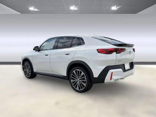 2026 BMW X2 xDrive28i