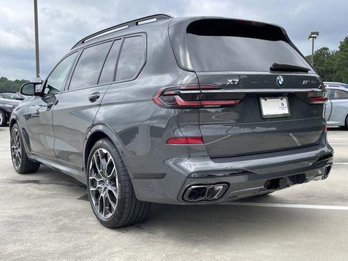2026 BMW X7 M60i