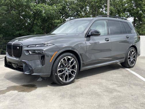 2026 BMW X7 M60i