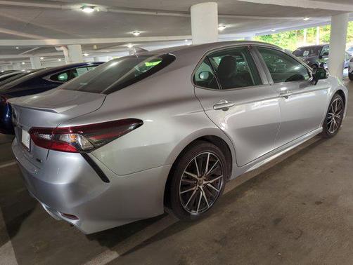 2021 Toyota Camry SE