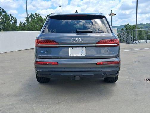 2020 Audi Q7 55 Premium Plus