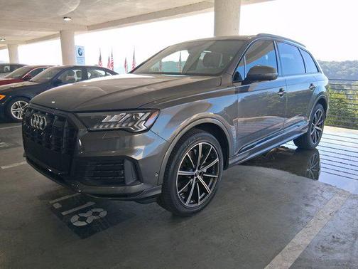 2020 Audi Q7 55 Premium Plus