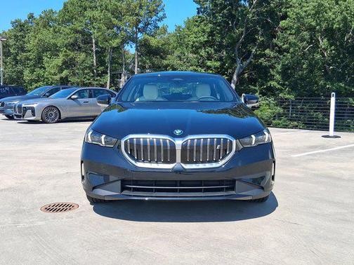 2026 BMW i5 xDrive40