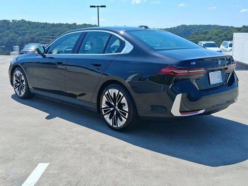 2026 BMW i5 xDrive40