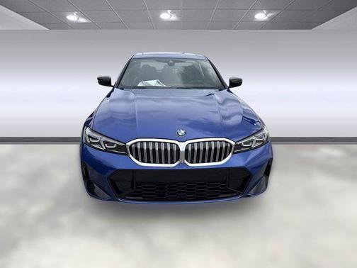 2025 BMW 330 i xDrive