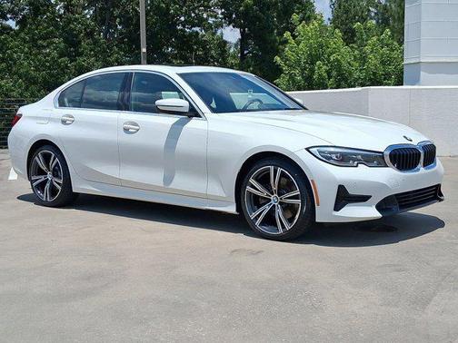 2022 BMW 330 330i
