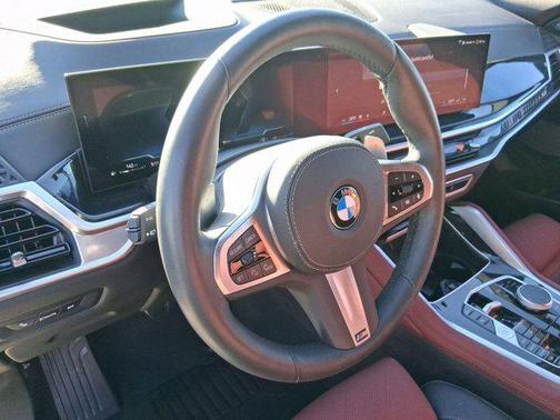 2025 BMW X6 xDrive40i