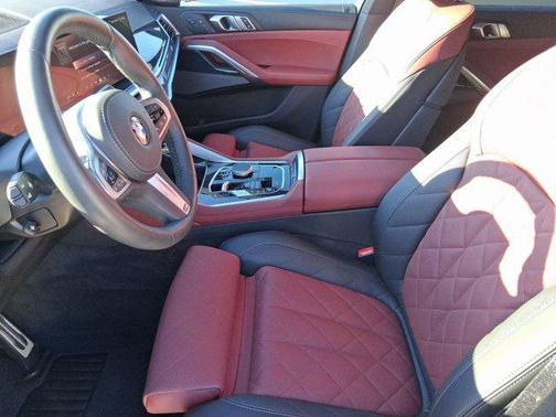 2025 BMW X6 xDrive40i