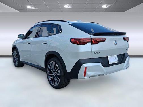 2026 BMW X2 xDrive28i