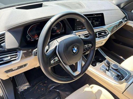 Dark Graphite Metallic 2022 BMW X5 sDrive40i
