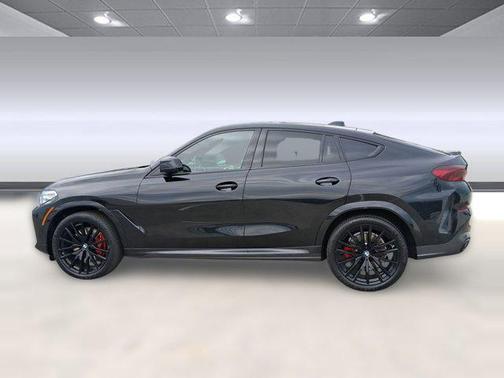 2023 BMW X6 M50i