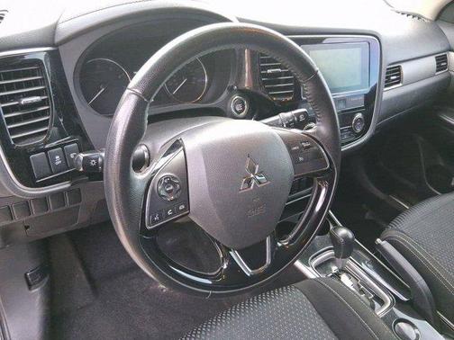 2018 Mitsubishi Outlander SEL