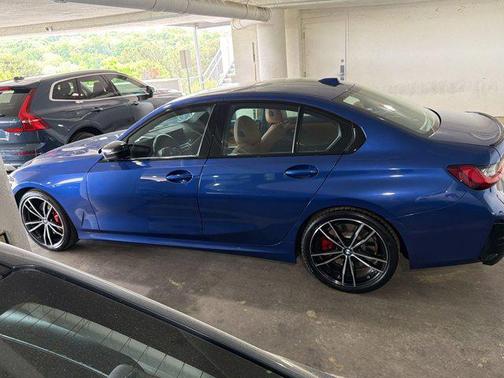 Portimao Blue Metallic 2024 BMW 330 330i