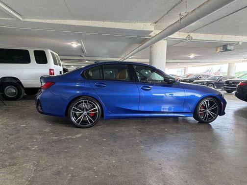 Portimao Blue Metallic 2024 BMW 330 330i