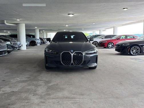 Individual Dravit Grey Metallic 2023 BMW i4 Gran Coupe eDrive35