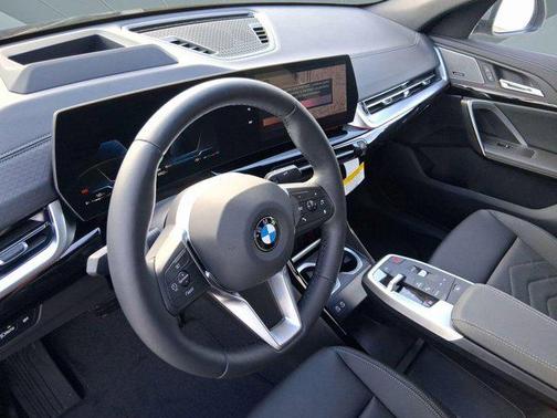Skyscraper Grey Metallic 2026 BMW X2 xDrive28i